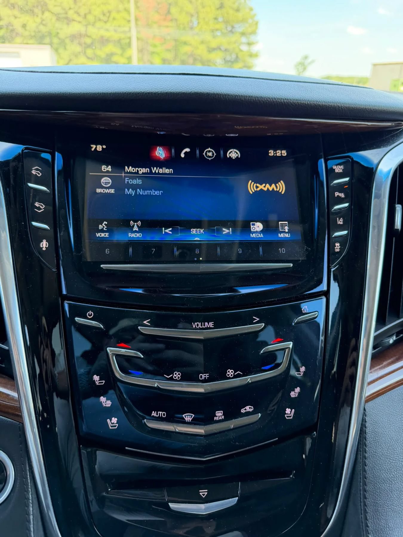 Used 2015 Cadillac Escalade ESV Premium AWD/4WD image 15
