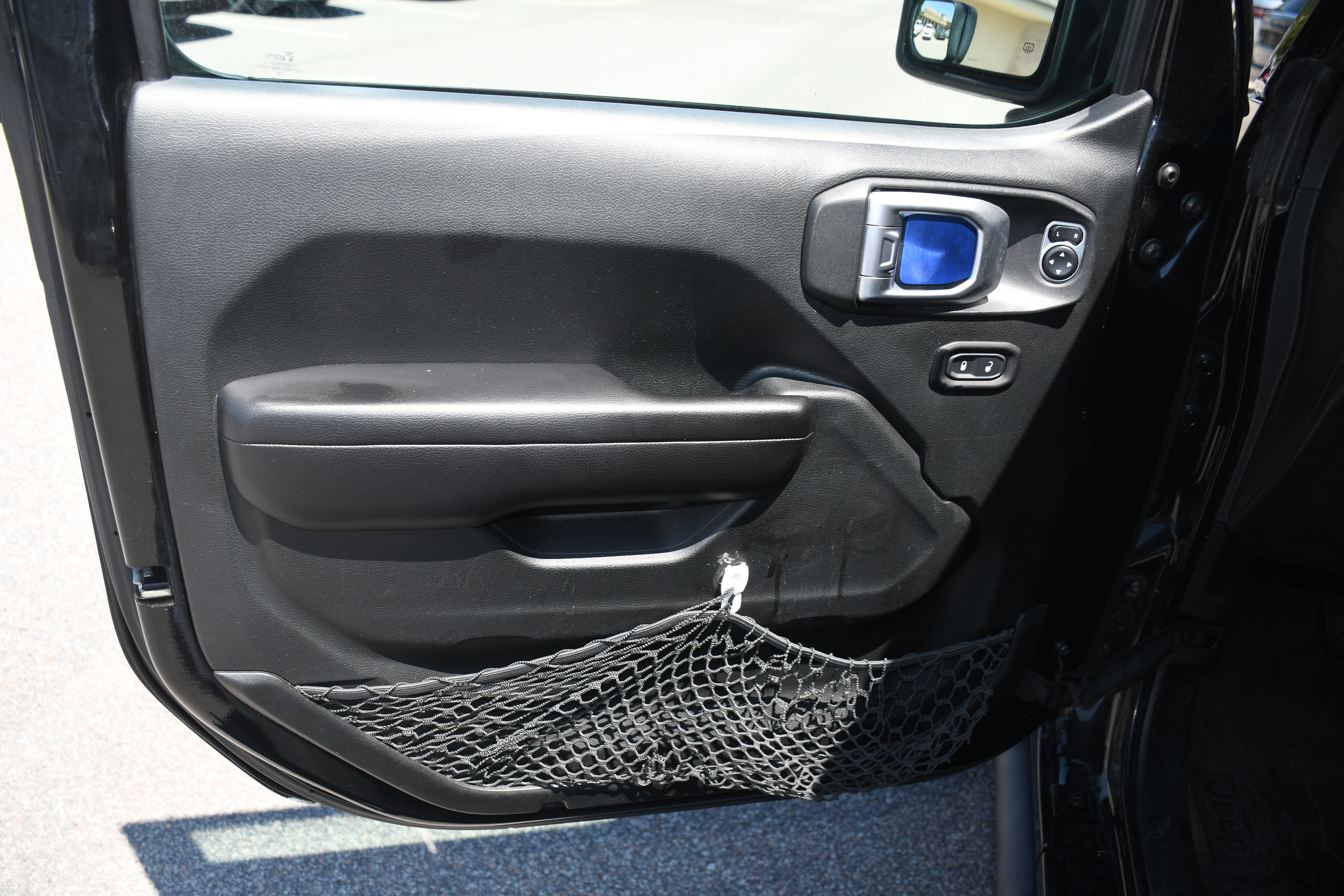 Used 2019 Jeep Wrangler Unlimited Sport S AWD/4WD image 9
