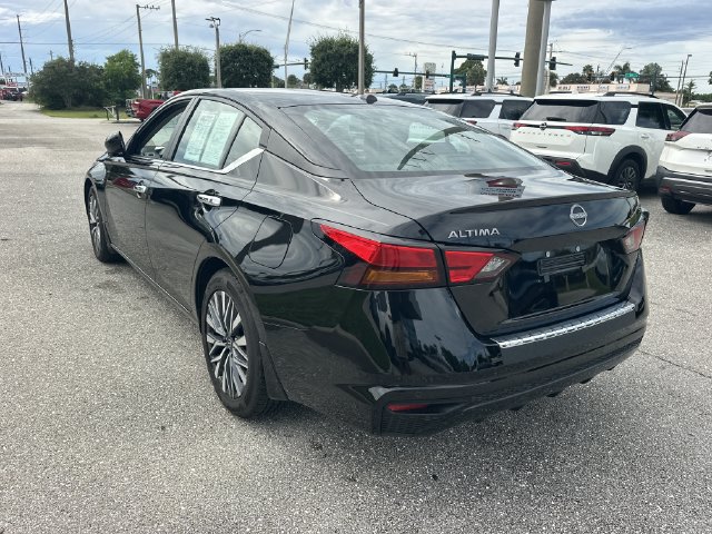 Certified 2023 Nissan Altima 2.5 SV FWD image 9