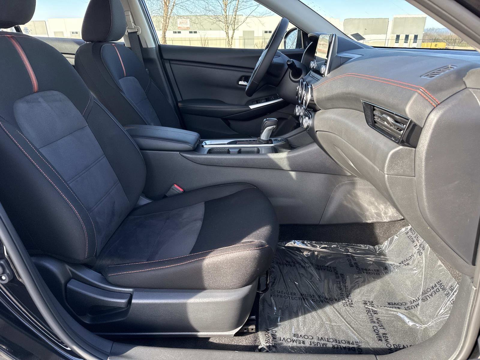 Used 2025 Nissan Sentra SR image 18