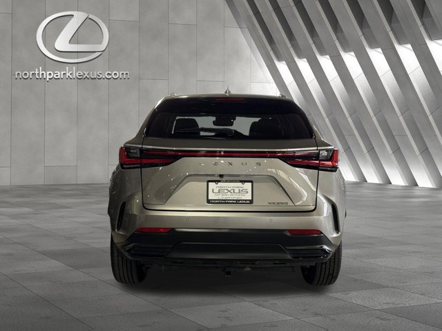 Used 2022 Lexus NX 250 FWD image 8