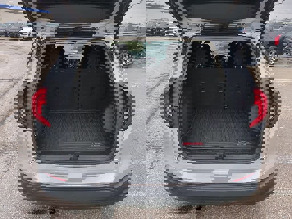 Used 2019 GMC Terrain SLE w/ Driver Convenience Package image 25