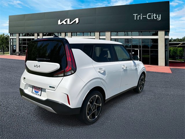 New 2025 Kia Soul EX image 4