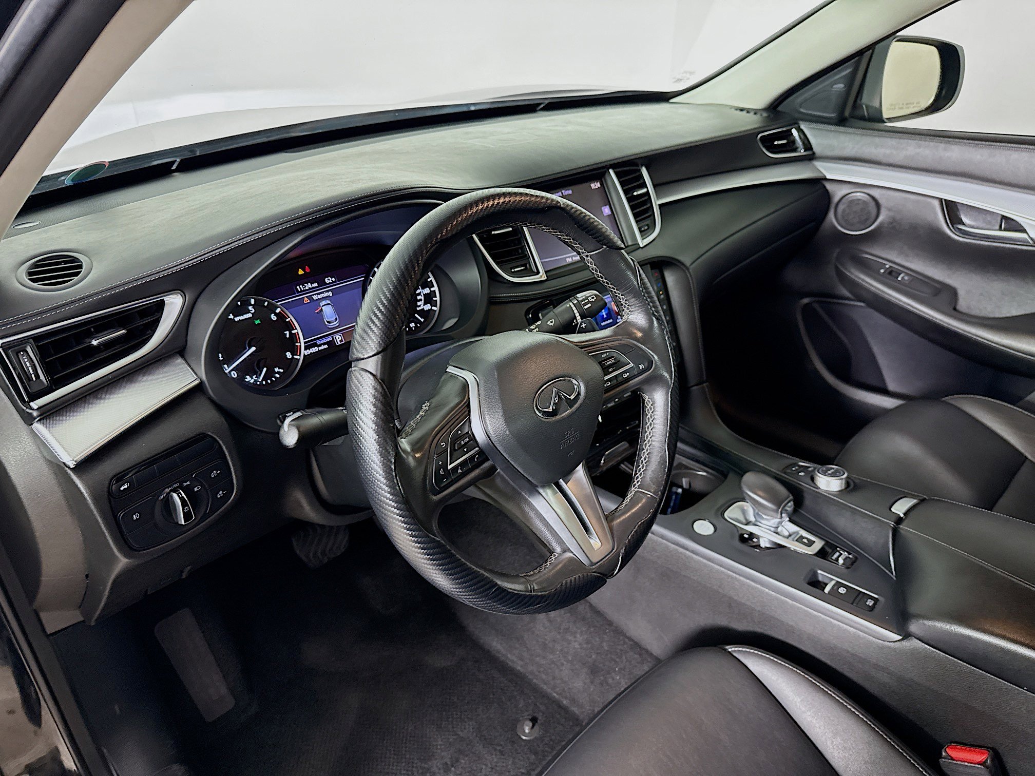 Used 2019 INFINITI QX50 Luxe image 8