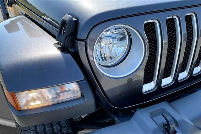 Used 2021 Jeep Wrangler Unlimited Sahara AWD/4WD image 30