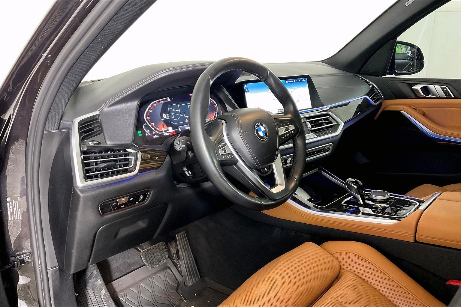 Certified 2023 BMW X5 xDrive40i w/ Premium Package AWD/4WD image 5