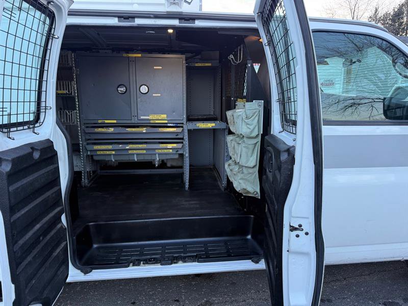 Used 2011 Chevrolet Express 2500 image 13