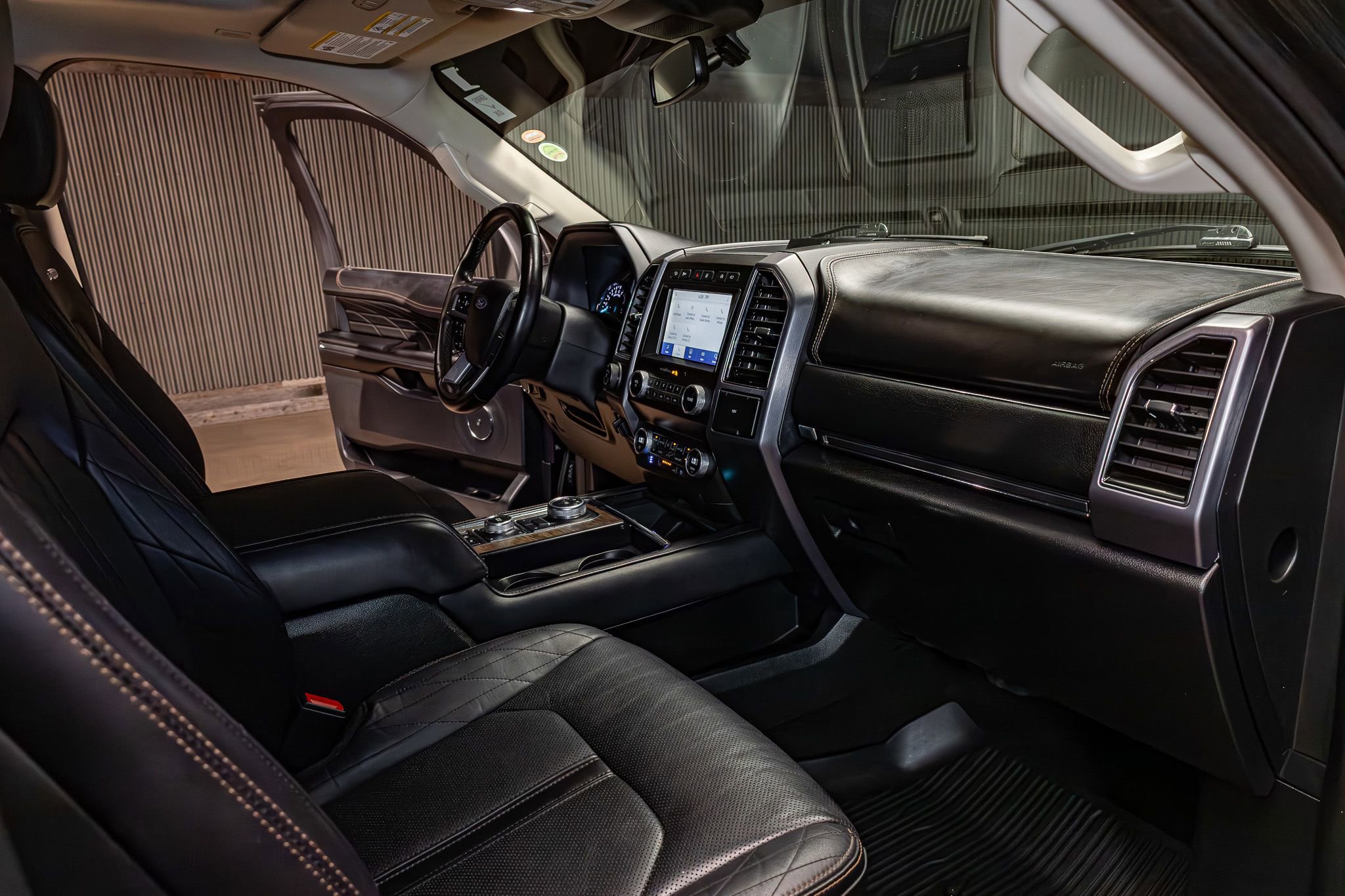 Used 2021 Ford Expedition Max Platinum image 13