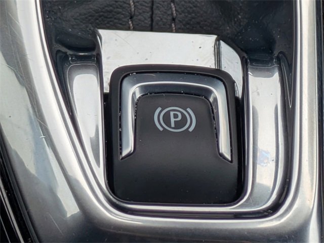 Used 2025 Chevrolet Trax LT w/ LT Convenience Package image 23