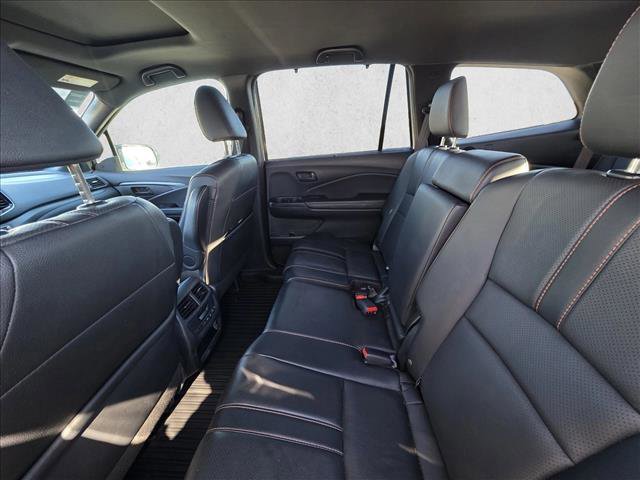 Used 2022 Honda Pilot TrailSport image 18