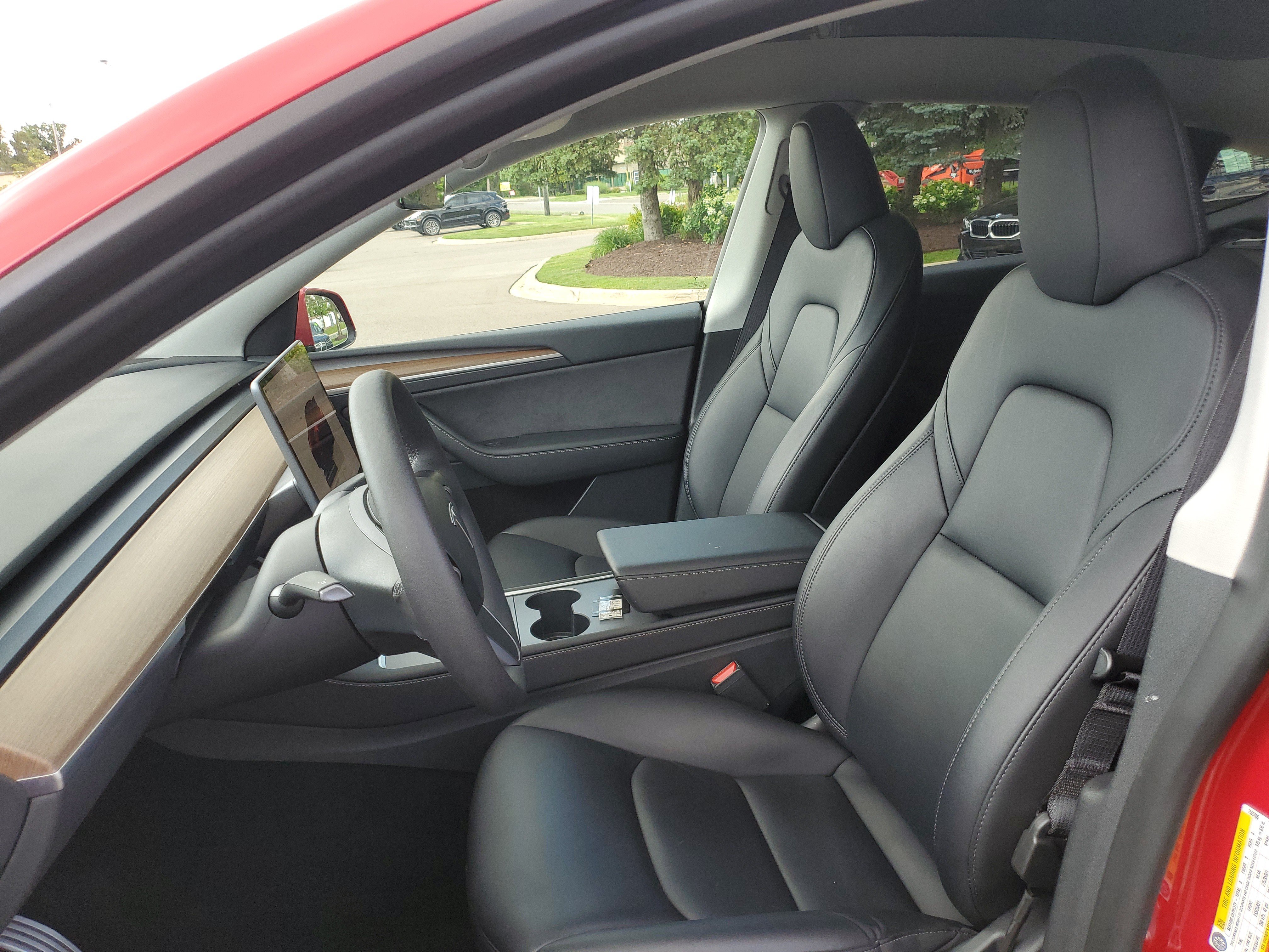 Used 2023 Tesla Model Y Performance AWD/4WD image 5