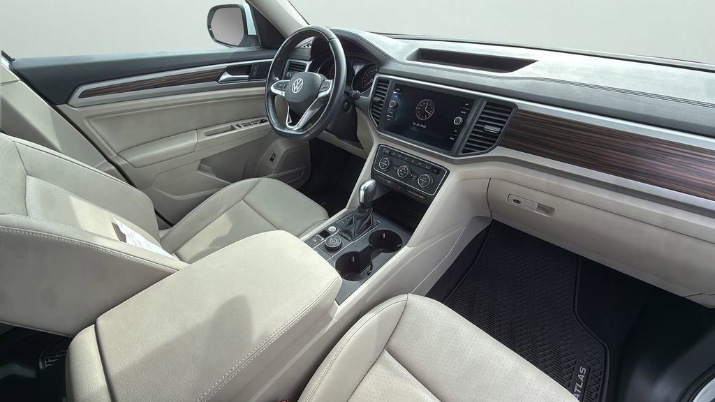 Used 2021 Volkswagen Atlas SE w/ Panoramic Sunroof Package image 23