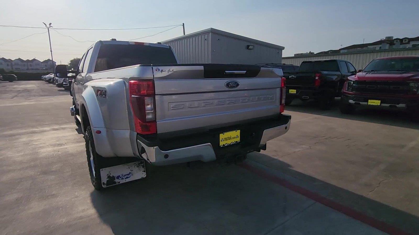 Used 2022 Ford F350 Lariat w/ Lariat Value Package AWD/4WD image 11