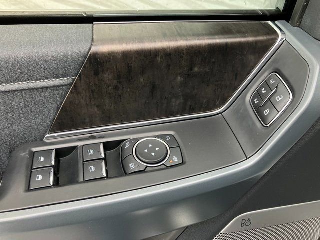 Used 2023 Ford F150 Lariat image 13