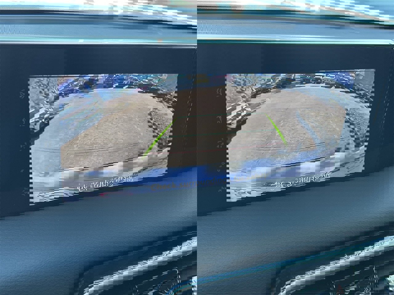 Certified 2025 Nissan Armada SV image 14