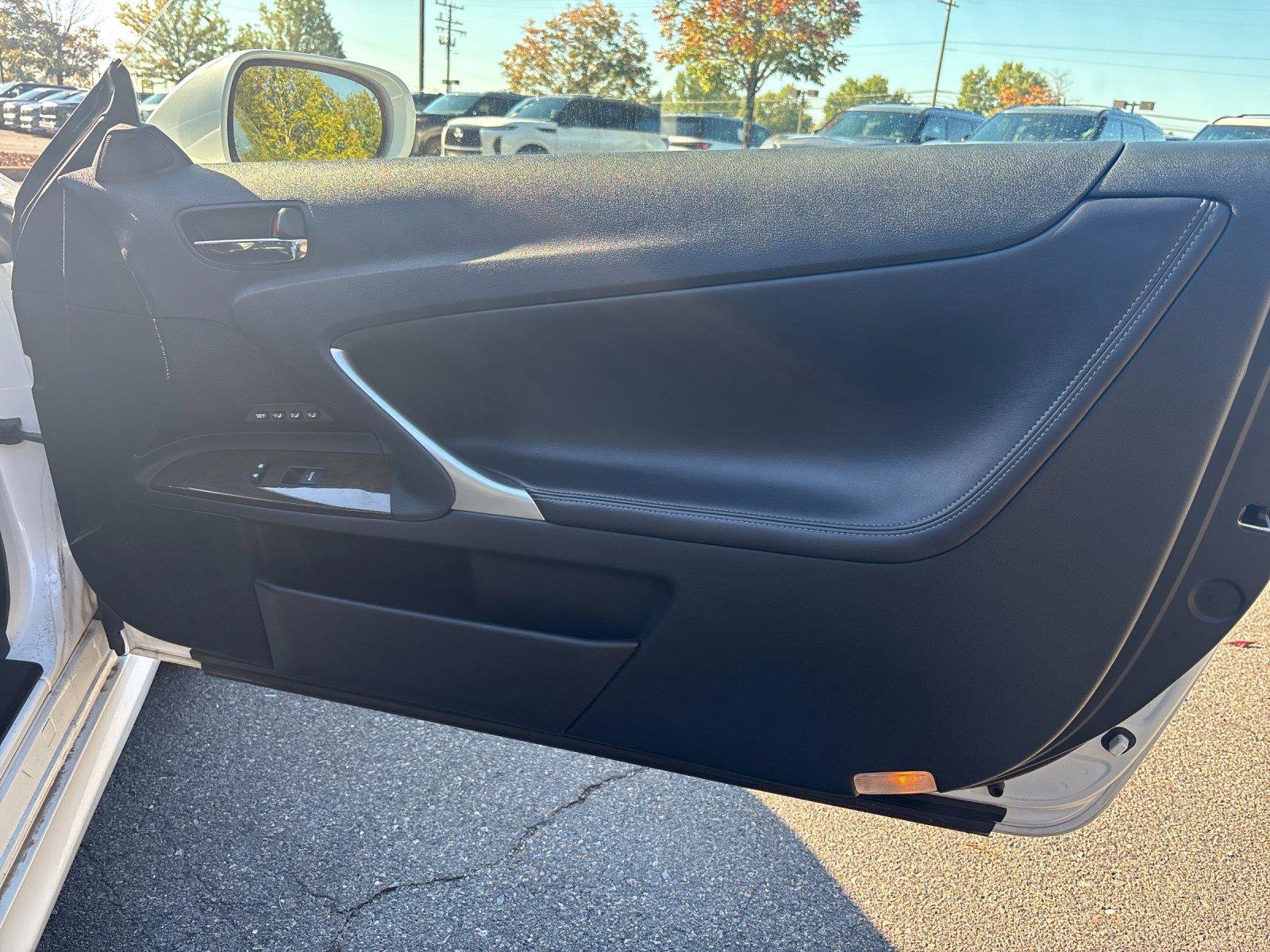 Used 2013 Lexus IS 350C w/ Luxury Pkg RWD image 38