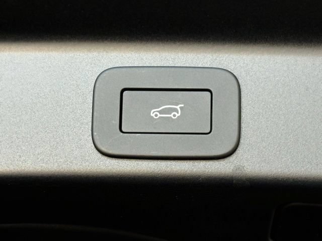 New 2026 Jaguar F-PACE R-Dynamic S AWD/4WD image 21