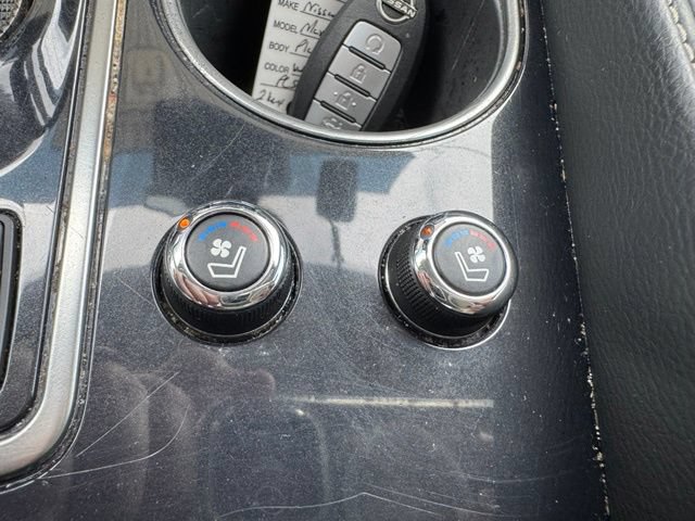 Used 2023 Nissan Maxima Platinum w/ Sport Mat Group FWD image 12