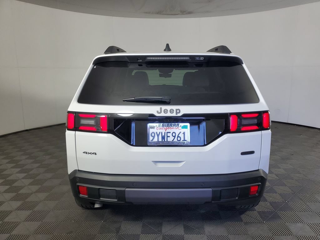 Used 2026 Jeep Cherokee Overland w/ Advanced Pro Tech Group AWD/4WD image 5