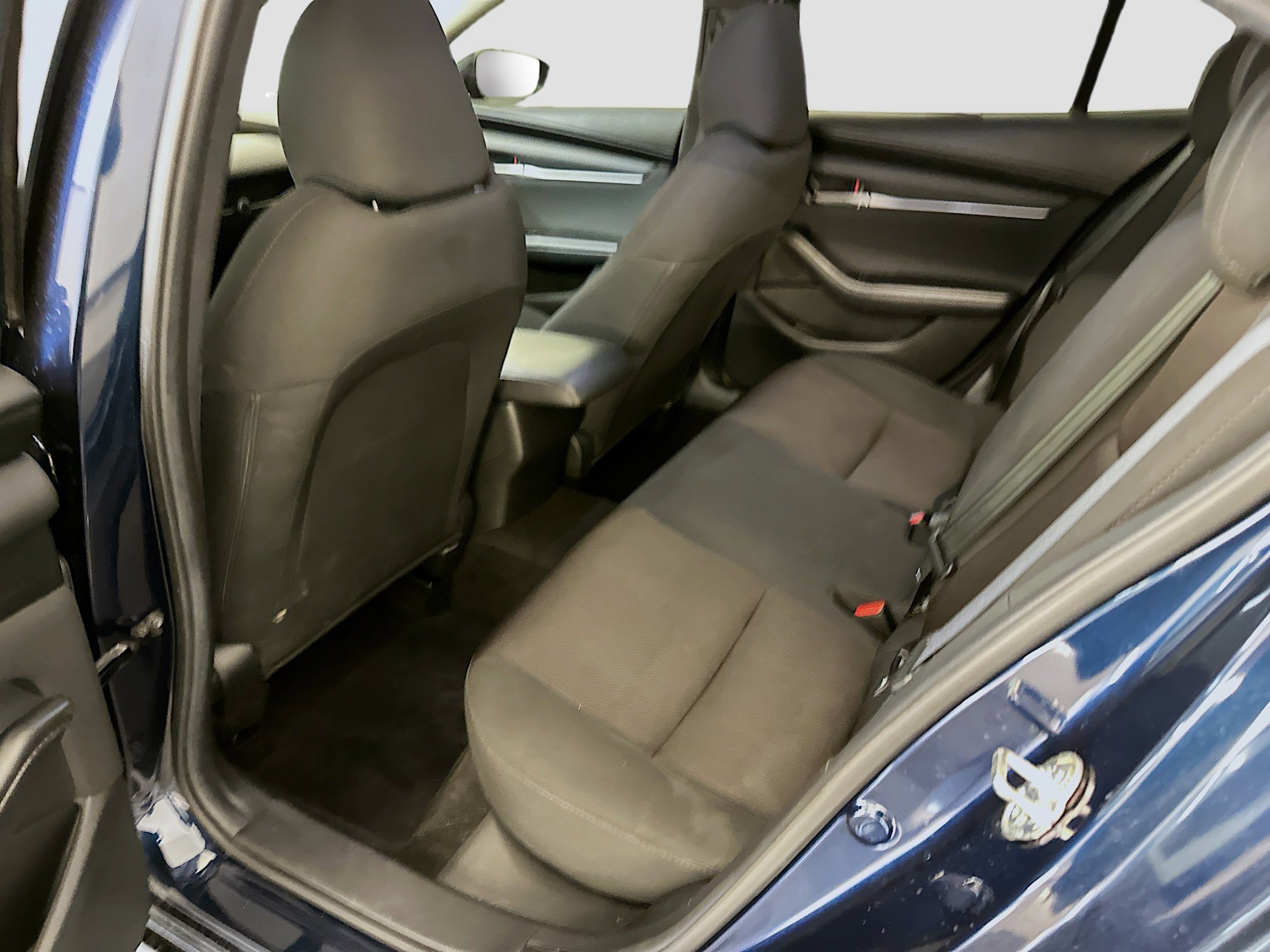 Used 2025 MAZDA MAZDA3 s image 29