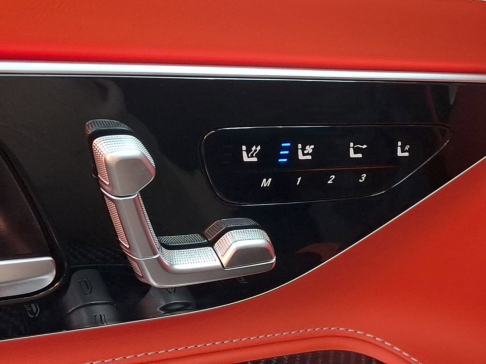 Certified 2022 Mercedes-Benz SL 63 AMG 4MATIC image 26