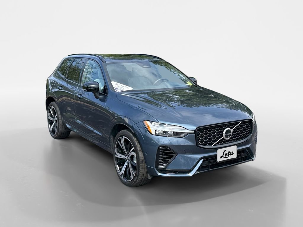 Used 2024 Volvo XC60 T8 Ultimate w/ Protection Package Premier AWD/4WD image 2