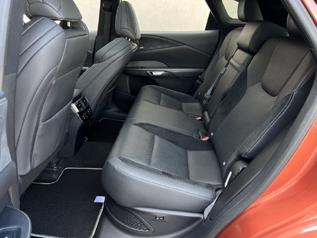 Used 2023 Lexus RX 500h F Sport w/ Accessory Package (K3) AWD/4WD image 28