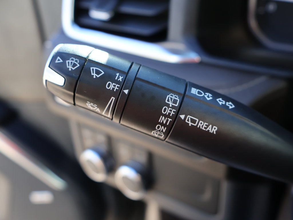 Used 2021 GMC Yukon Denali AWD/4WD image 34