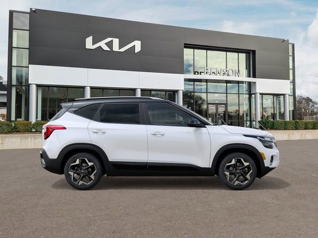 New 2026 Kia Seltos S FWD image 8