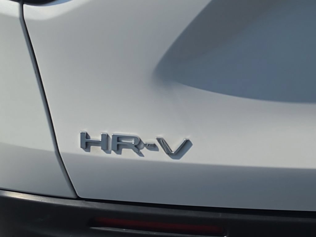 Used 2025 Honda HR-V LX image 7