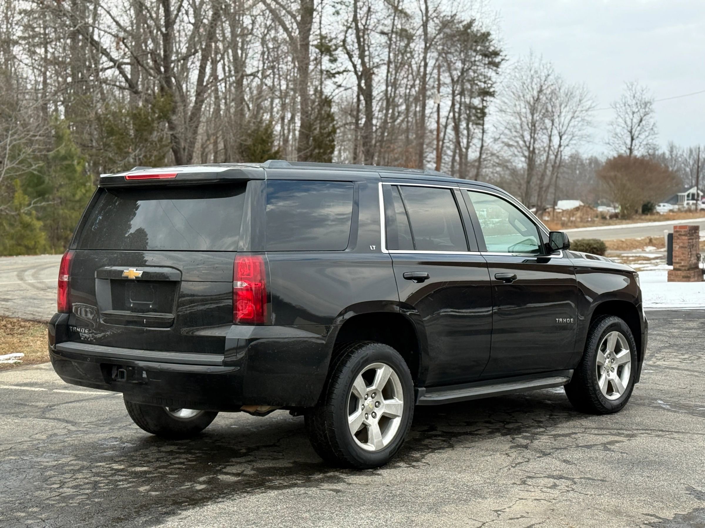 Used 2015 Chevrolet Tahoe LT image 4