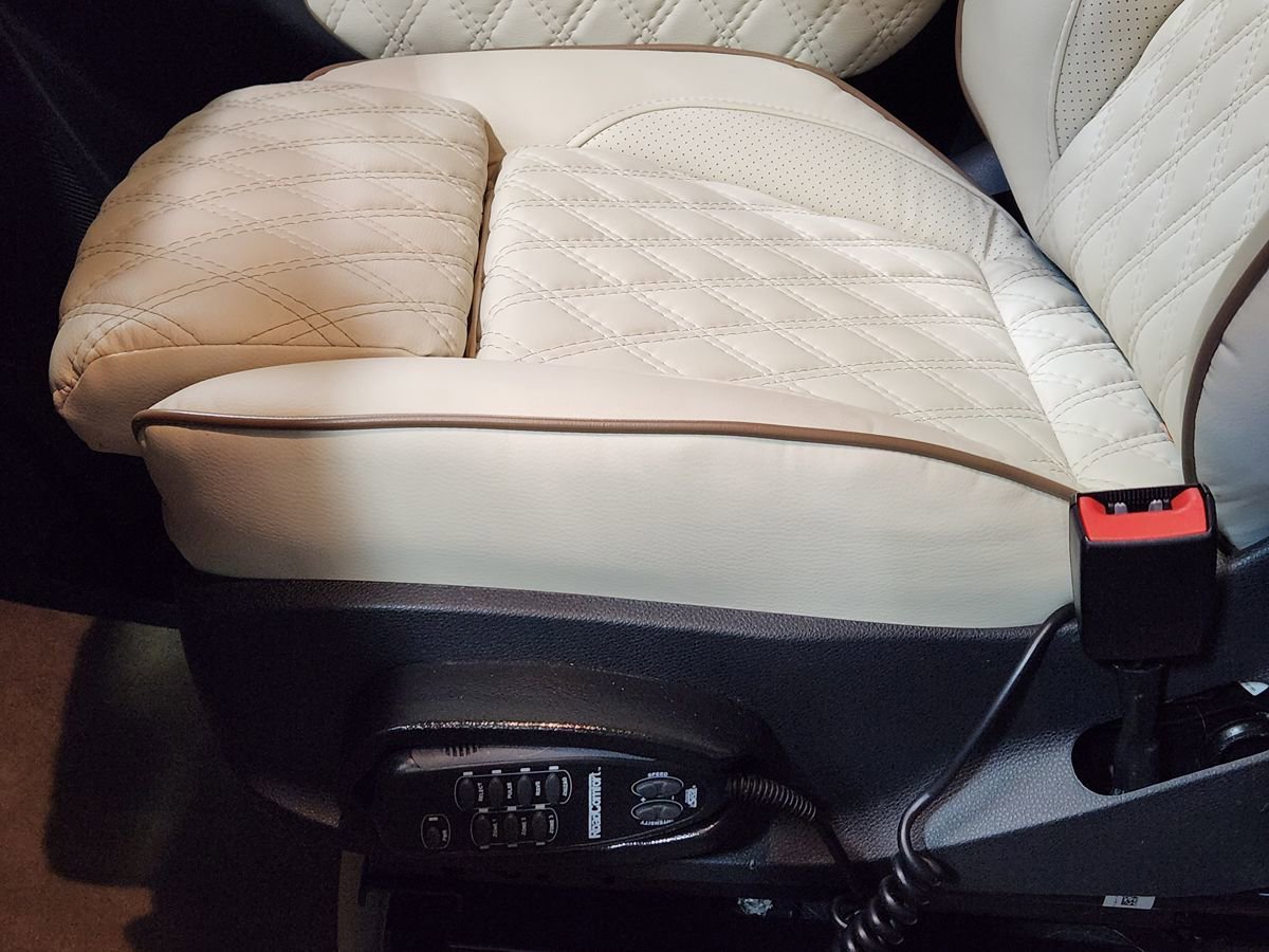 Used 2021 Mercedes-Benz Sprinter 3500 image 51