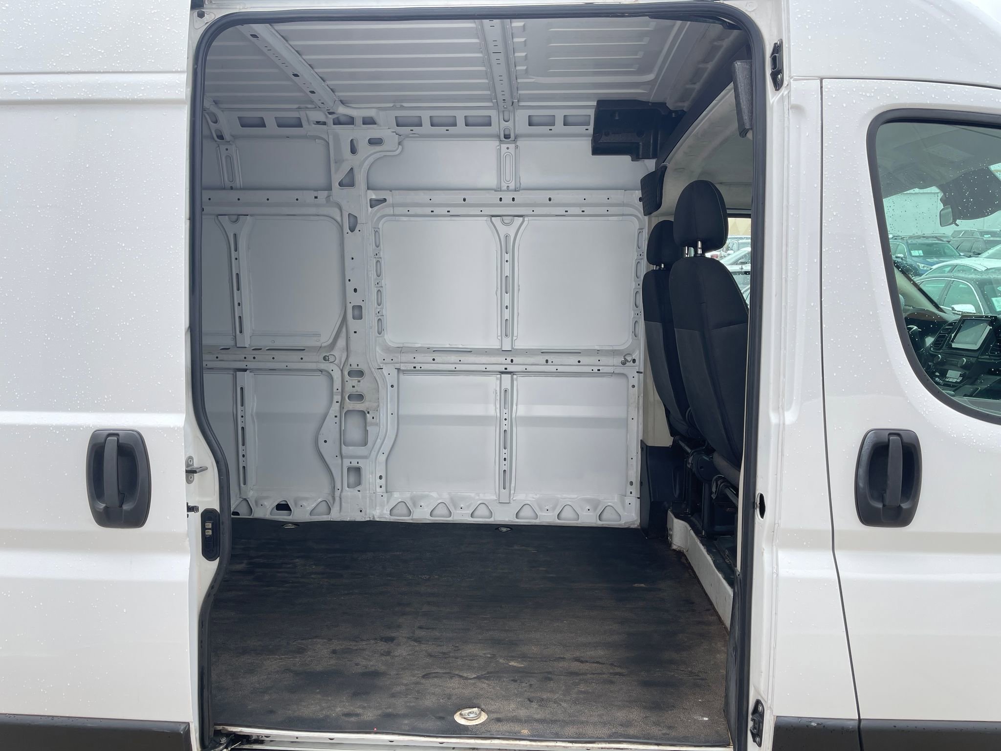 Used 2022 RAM ProMaster 2500 FWD image 25