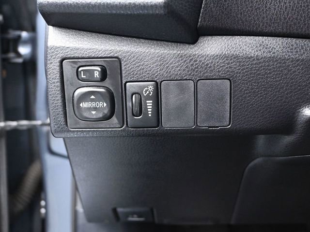 Used 2015 Toyota Corolla LE Premium image 19