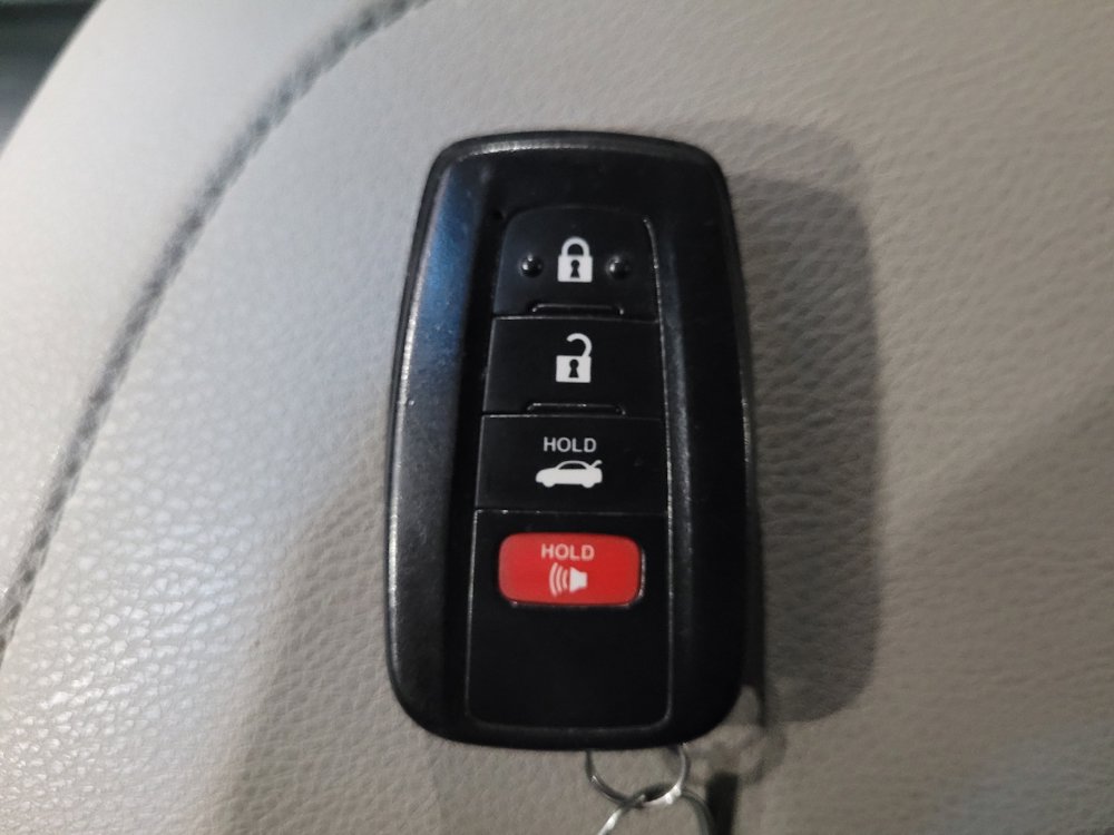 Used 2018 Toyota Camry XSE w/ Audio Package FWD image 32