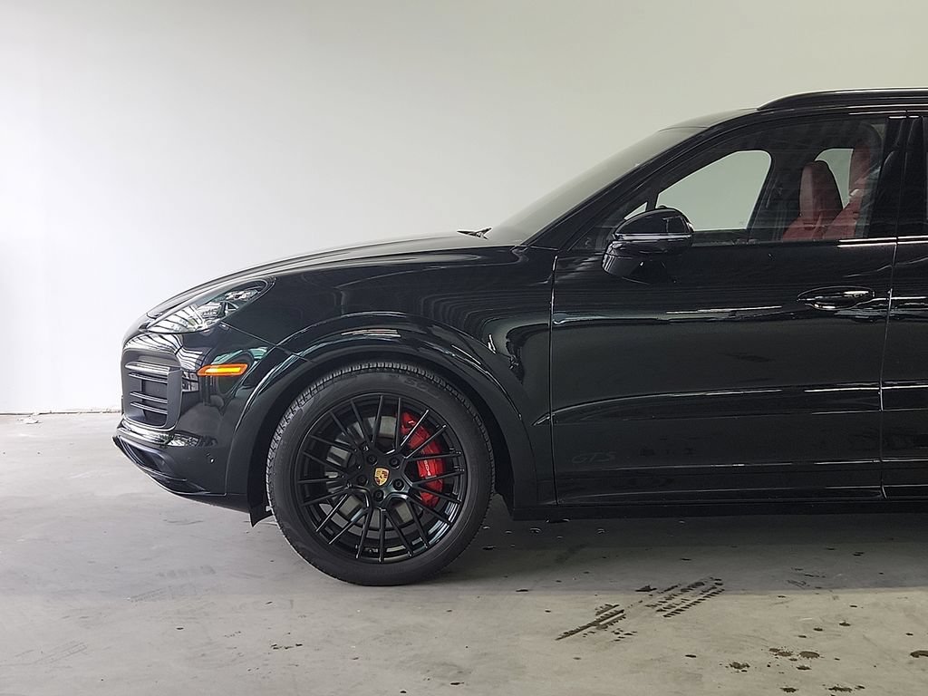 Used 2023 Porsche Cayenne GTS AWD/4WD image 6