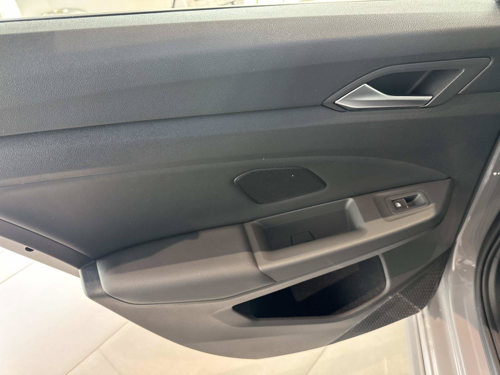 New 2026 Volkswagen GTI SE FWD image 8