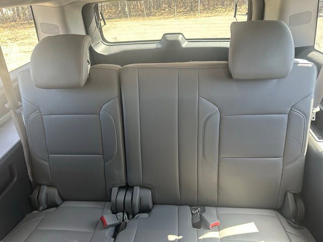 Used 2015 Chevrolet Suburban LT AWD/4WD image 22