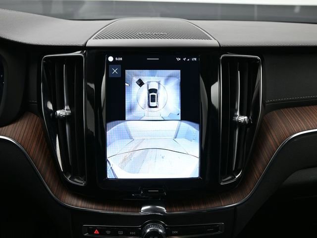 Used 2024 Volvo XC60 B5 Ultimate w/ Climate Package image 22