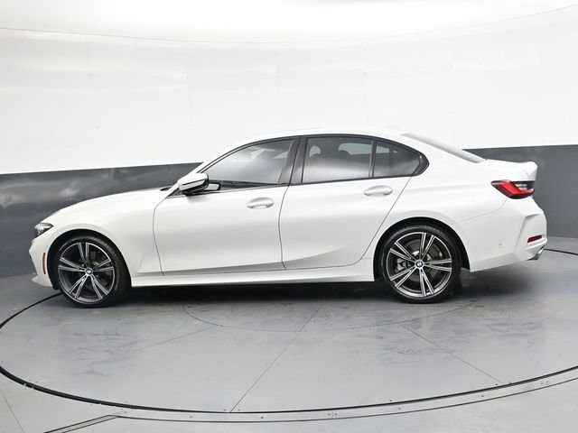 Used 2023 BMW 330i Sedan w/ Premium Package RWD image 7