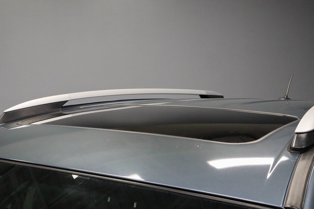 Used 2014 Toyota RAV4 Limited image 34