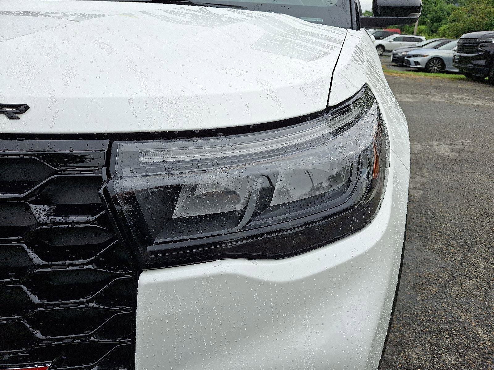 Used 2025 Ford Explorer ST w/ Sun And Sound Package image 9