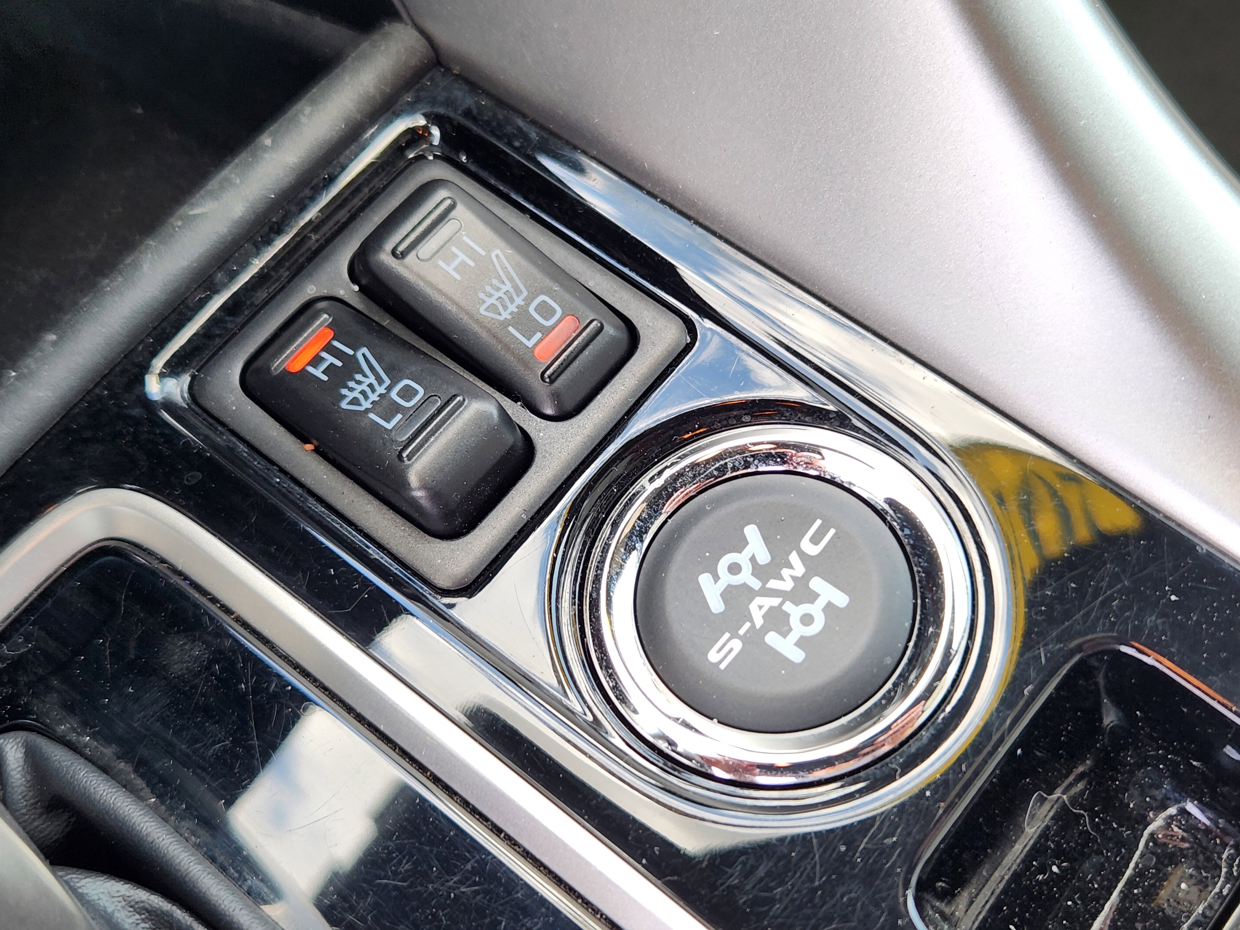 Used 2024 Mitsubishi Eclipse Cross SEL AWD/4WD image 15