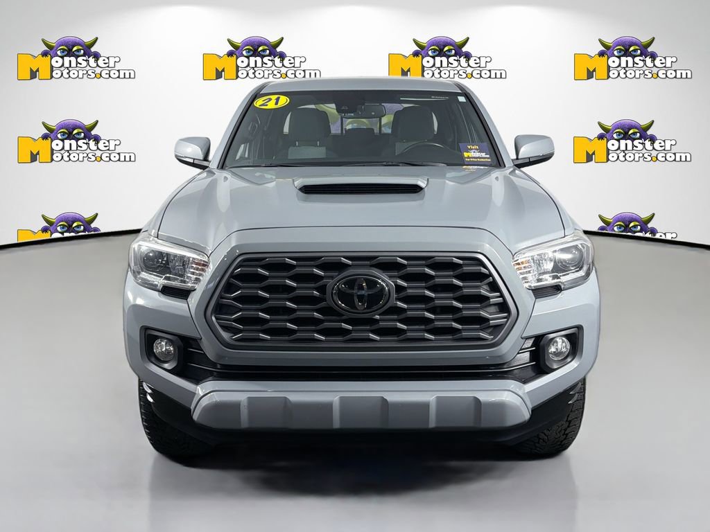 Used 2021 Toyota Tacoma TRD Sport image 2