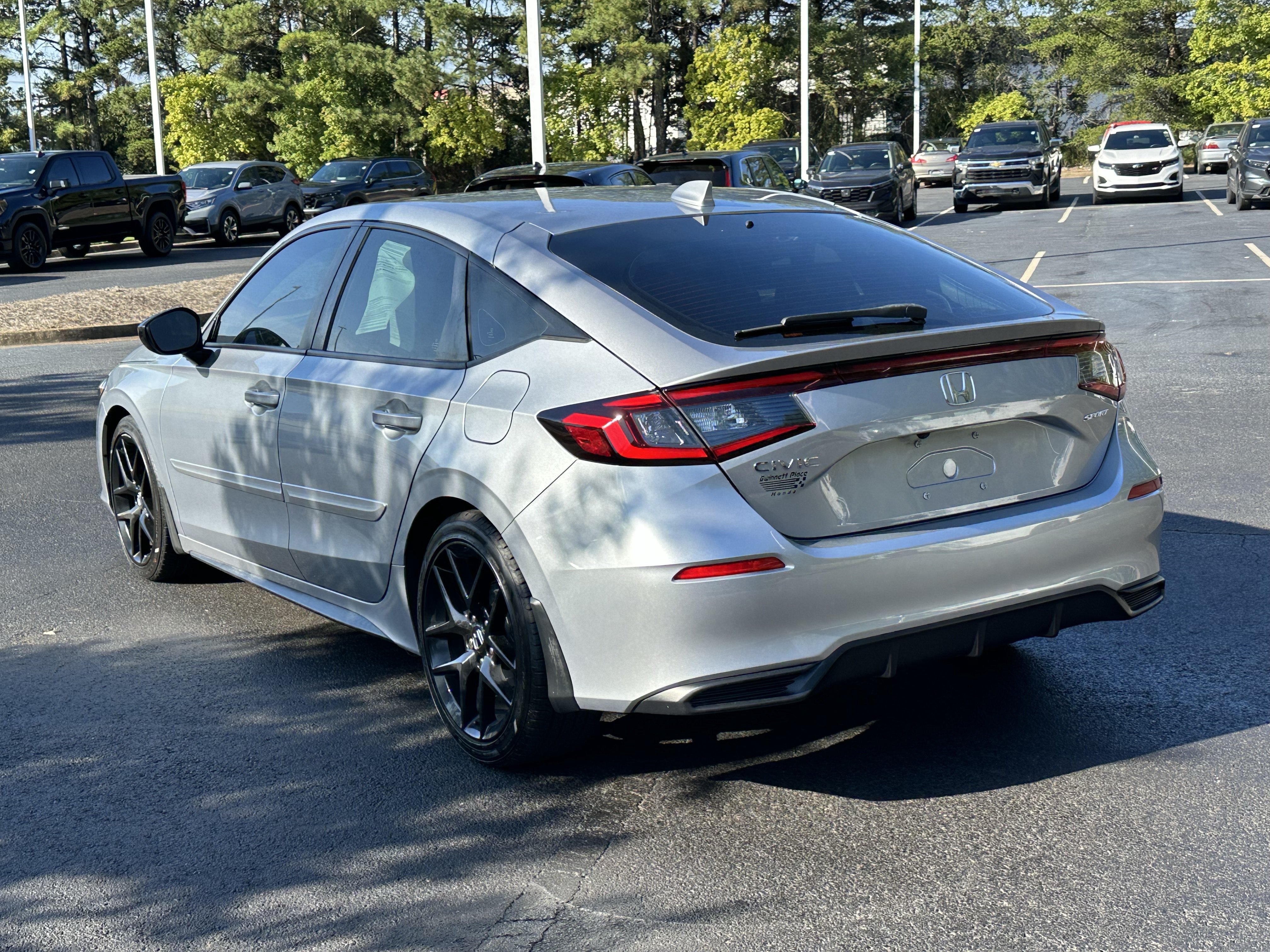 Used 2023 Honda Civic Sport image 9