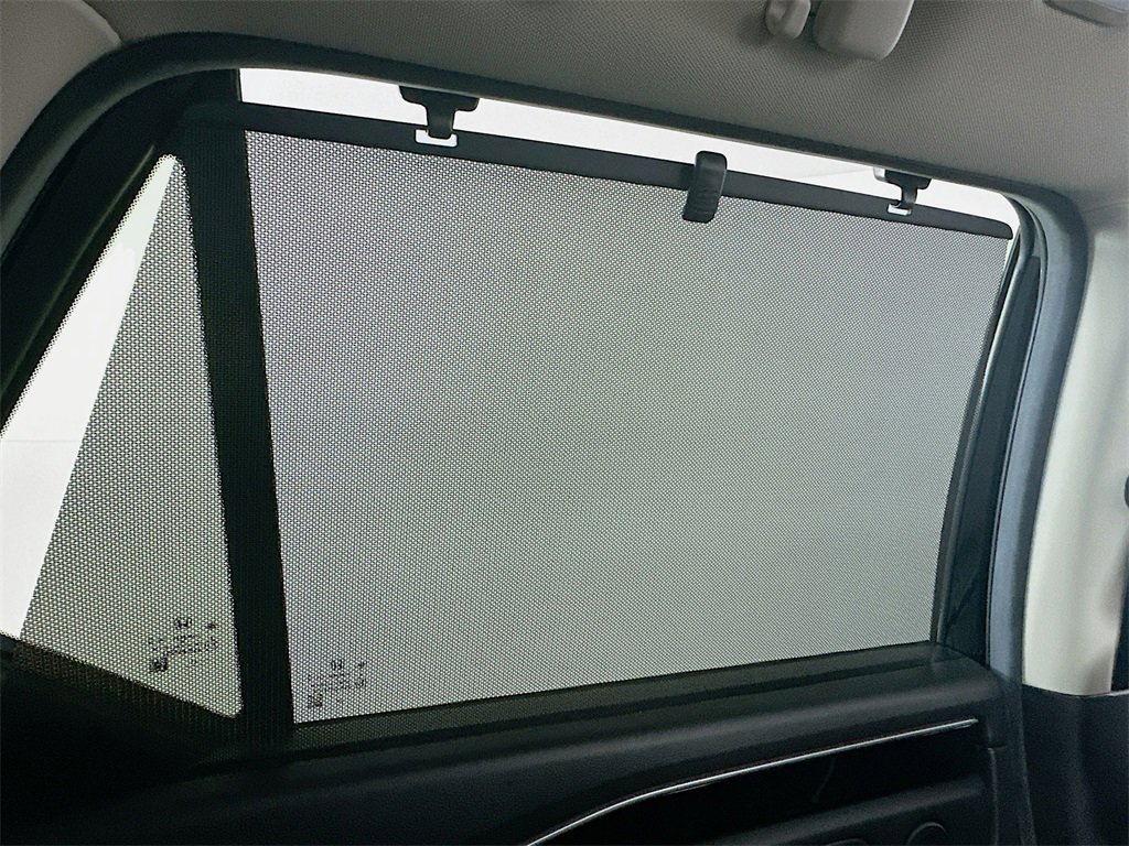 Certified 2025 Honda Pilot Touring image 28