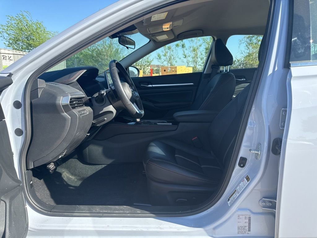 Certified 2024 Nissan Altima 2.5 SR image 10