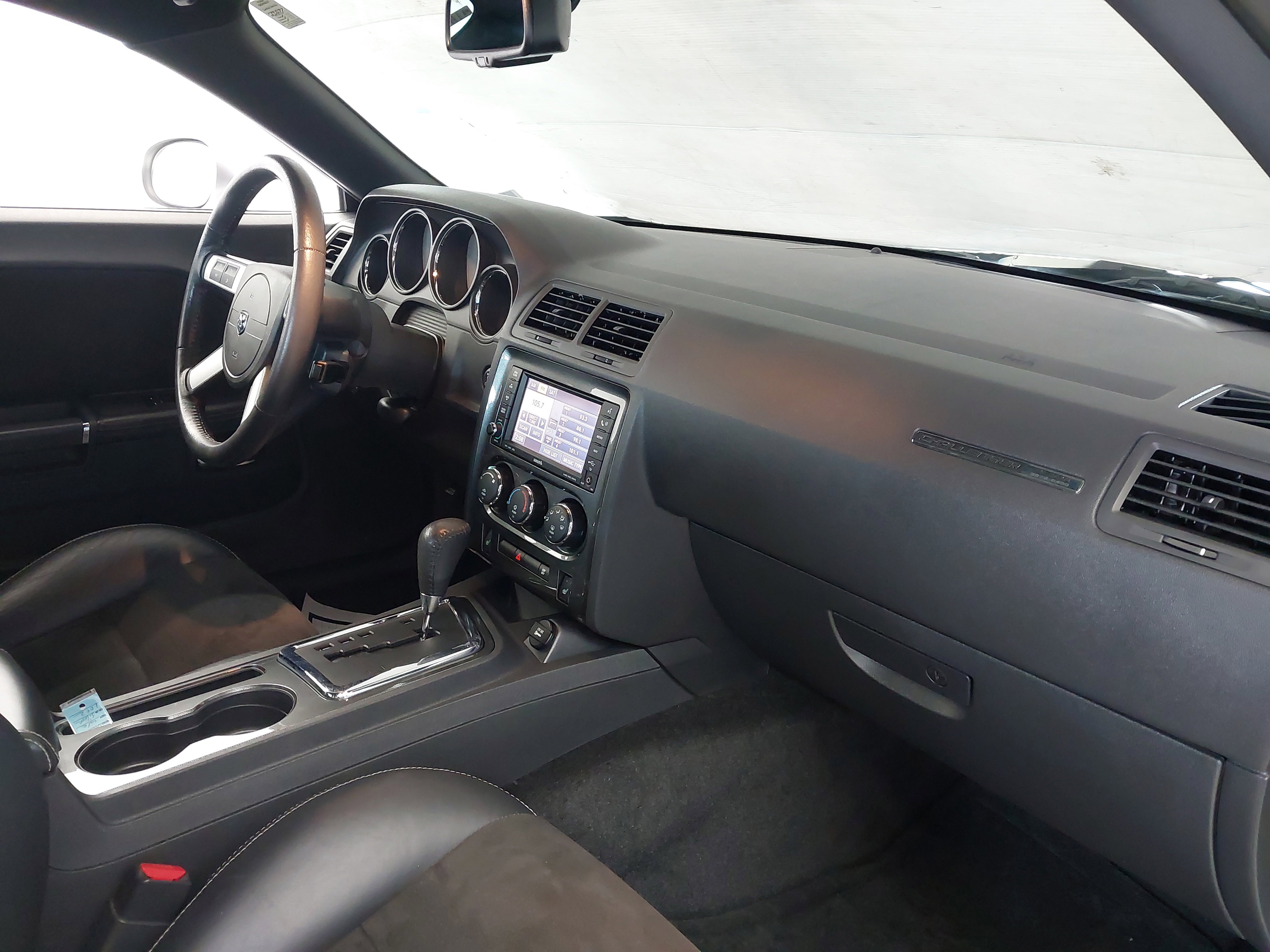 Used 2008 Dodge Challenger SRT8 image 29