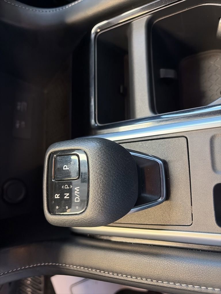Used 2023 Nissan Pathfinder SV w/ Cargo Package AWD/4WD image 38