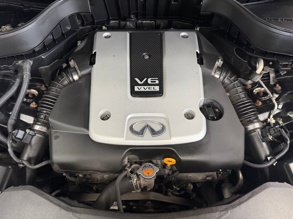 Used 2016 INFINITI QX70 AWD image 9